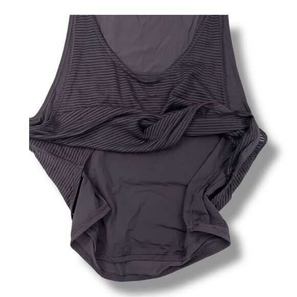 Lululemon Lean In Mesh Tank Top Size Medium - Picture 2 of 6